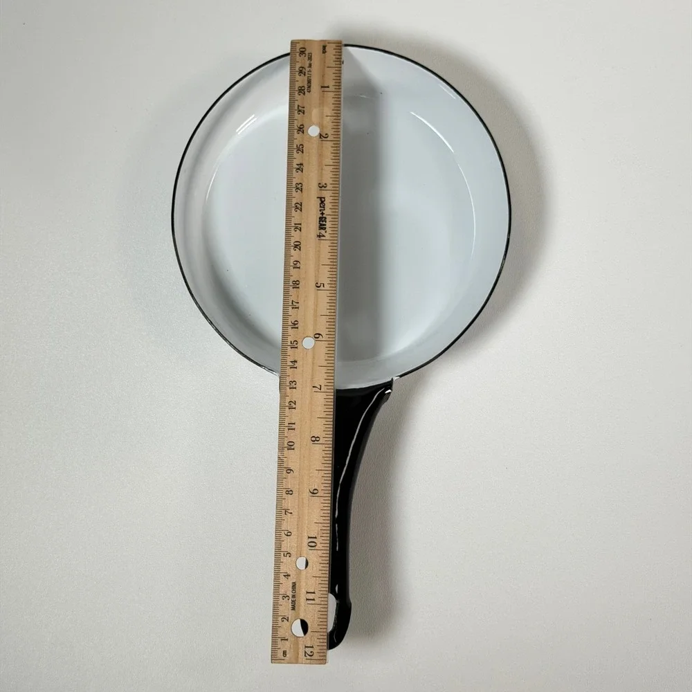 Old Castle measurements diameter